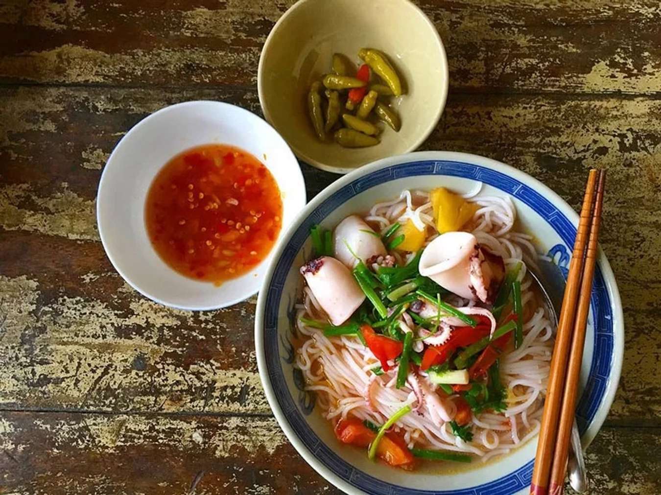 Bún mực Vạn Ninh