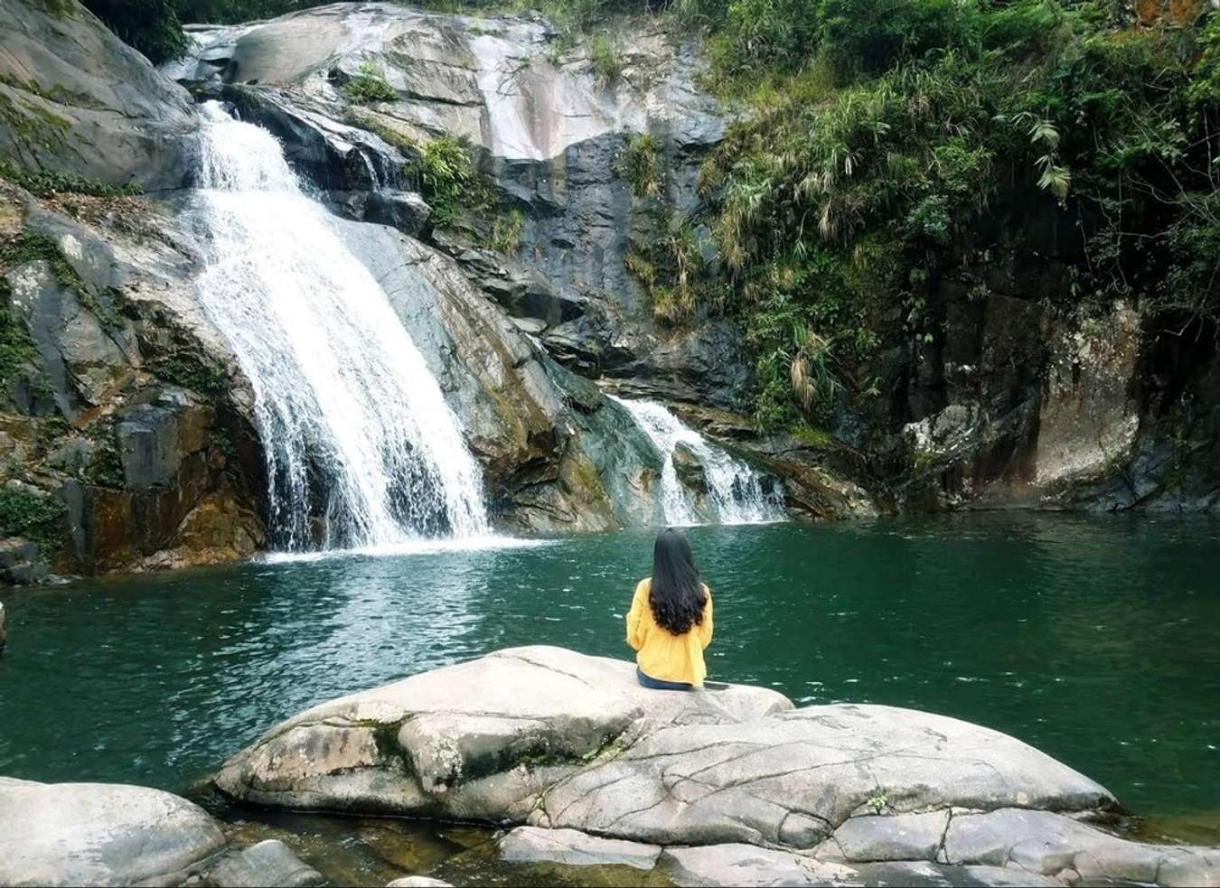 Chinh phục thác Khe Vằn- ngọn thác 3 tầng đẹp nhất Quảng Ninh