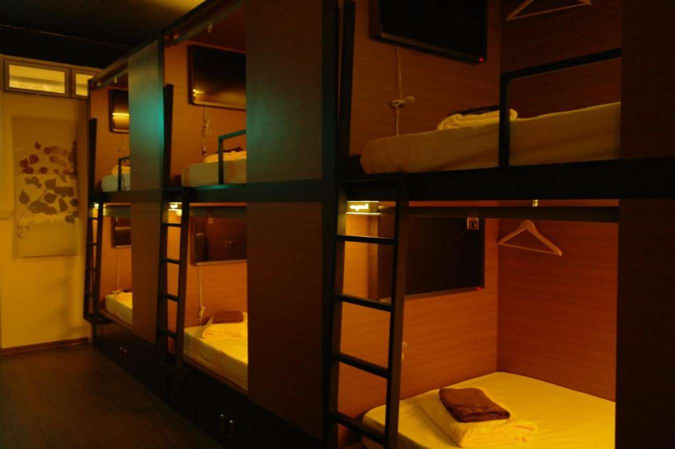 Chic Capsule Otel - Capsule Hotel Singapore