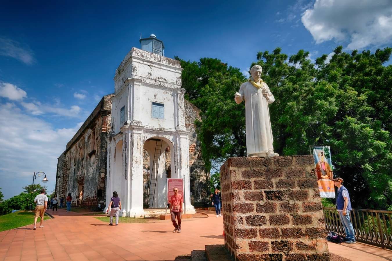 Nhà thờ St. Paul