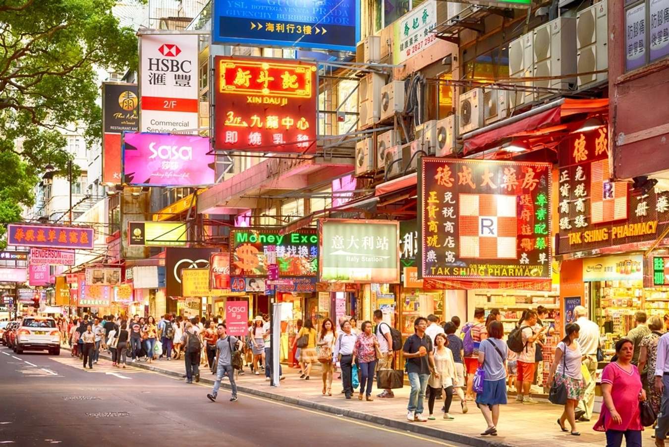 Hong Kong thu hút du khách