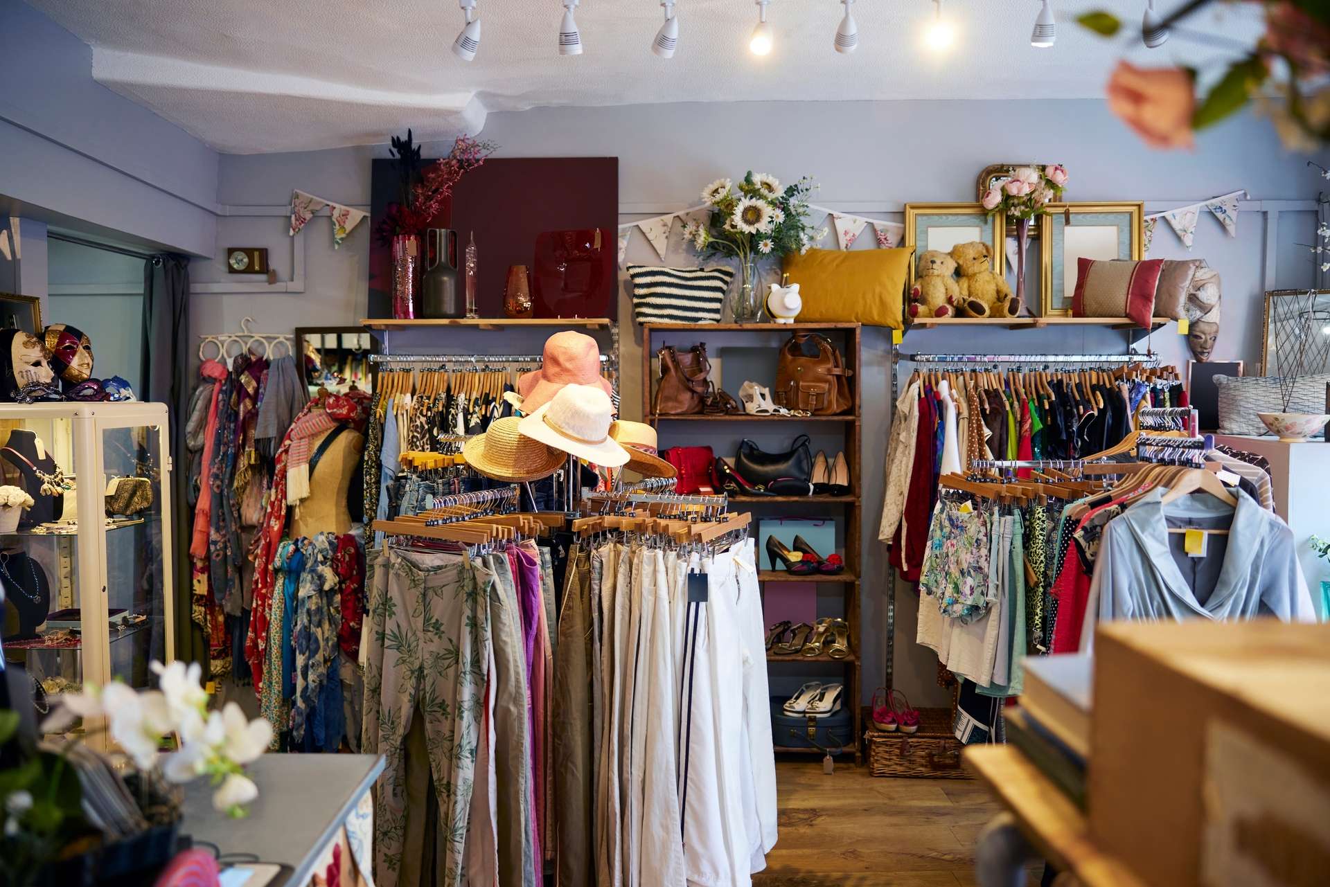 These Are The Best Thrift Stores In Chicago