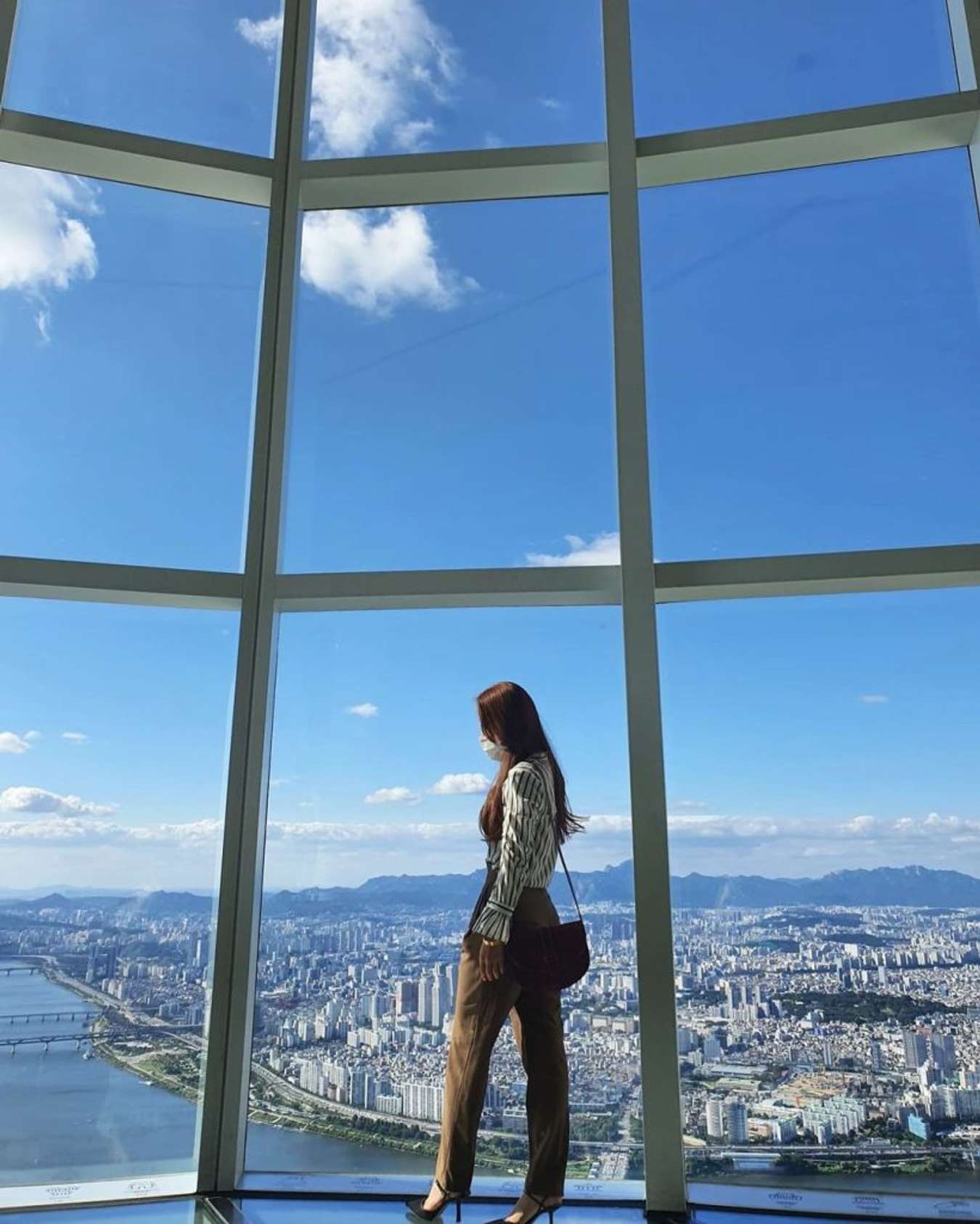 Đài quan sát đáy kính Seoul Sky