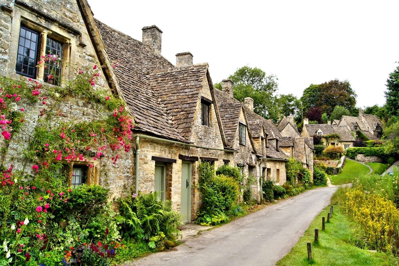 Bibury, Inggris - Desa Terbersih Dunia - Shutterstock