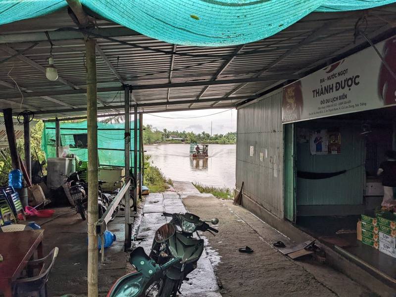 cửa sông miền Tây