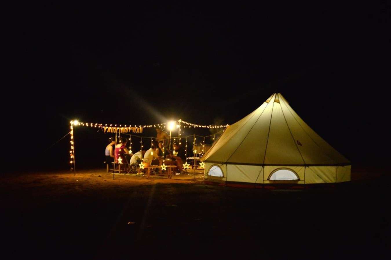 camping hồ Dầu Tiếng