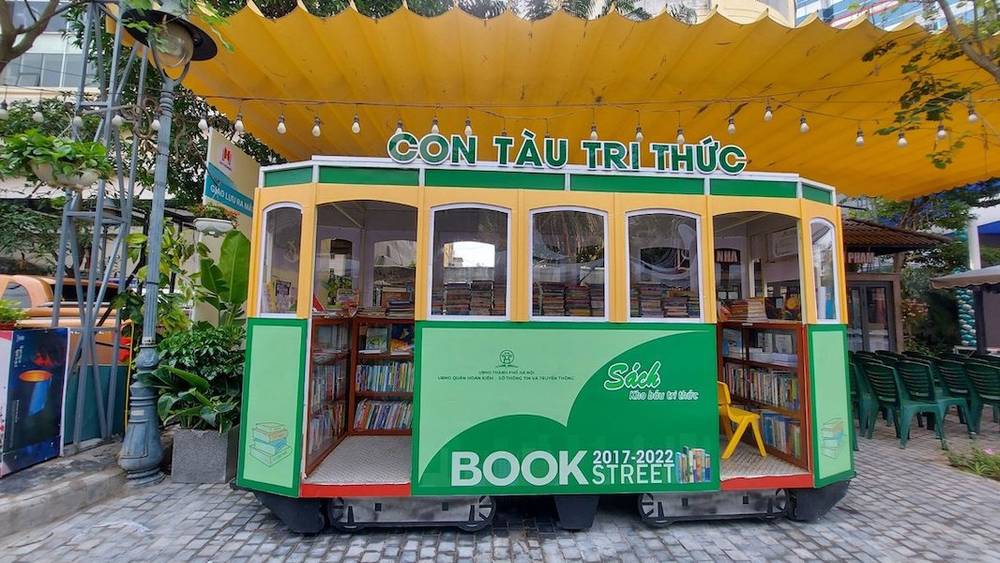 Phố sách Hà Nội