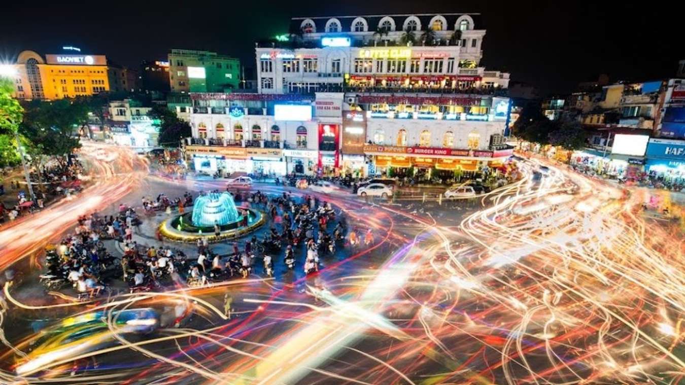 Situated near Hoan Kiem Lake, this square offers a perfect location to explore Hanoi’s cultural attractions