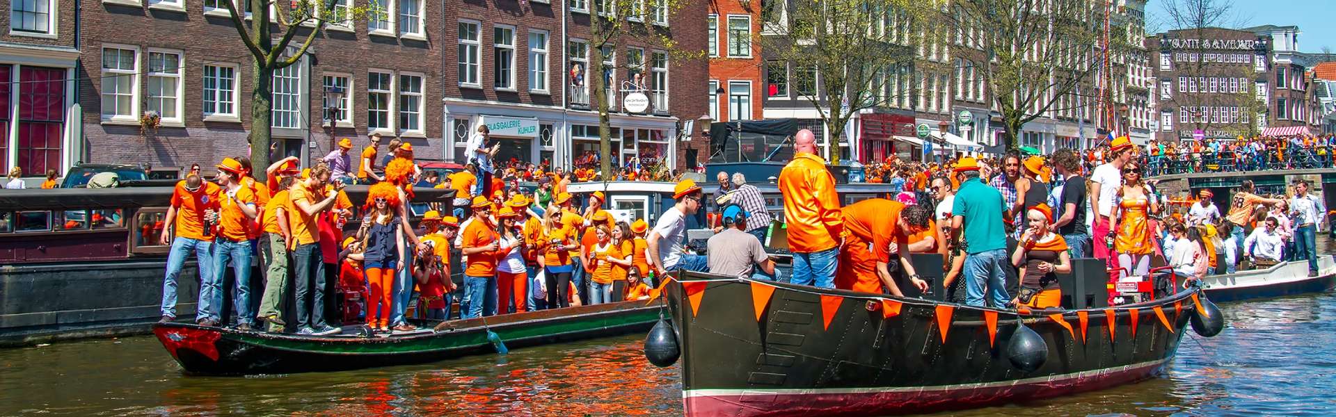 King's Day on the Amsterdam canals