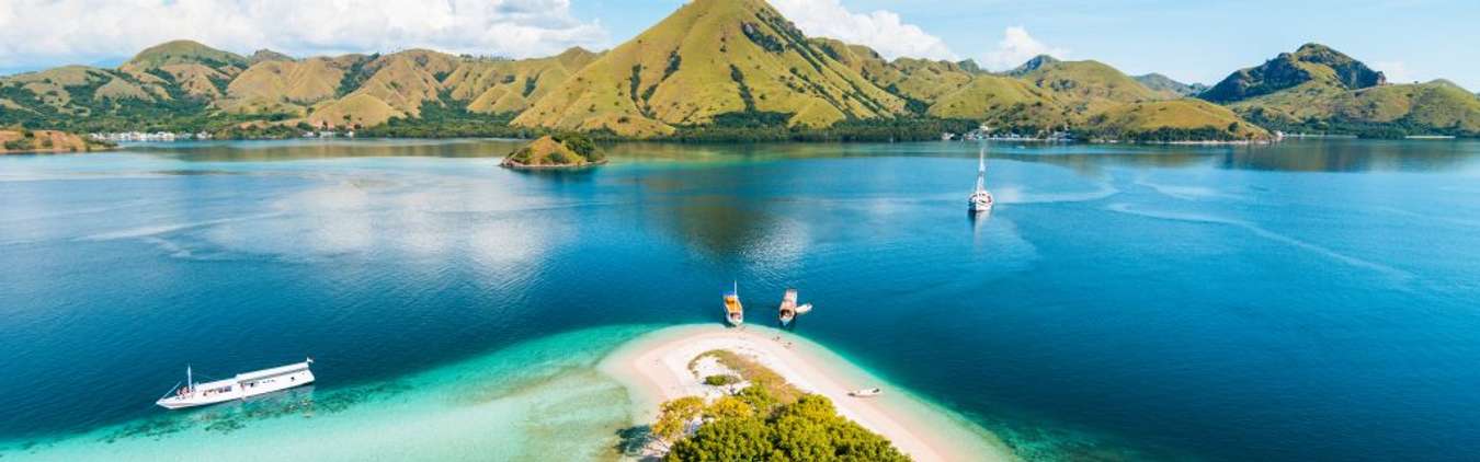 paket tour labuan bajo dari bandung