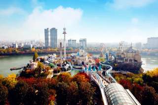 Panduan Lotte World Theme Park: Wahana, Halal Food & Cara Naik Kereta, Xperience Team