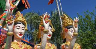 Event: Cambodian New Year, Globetrotter