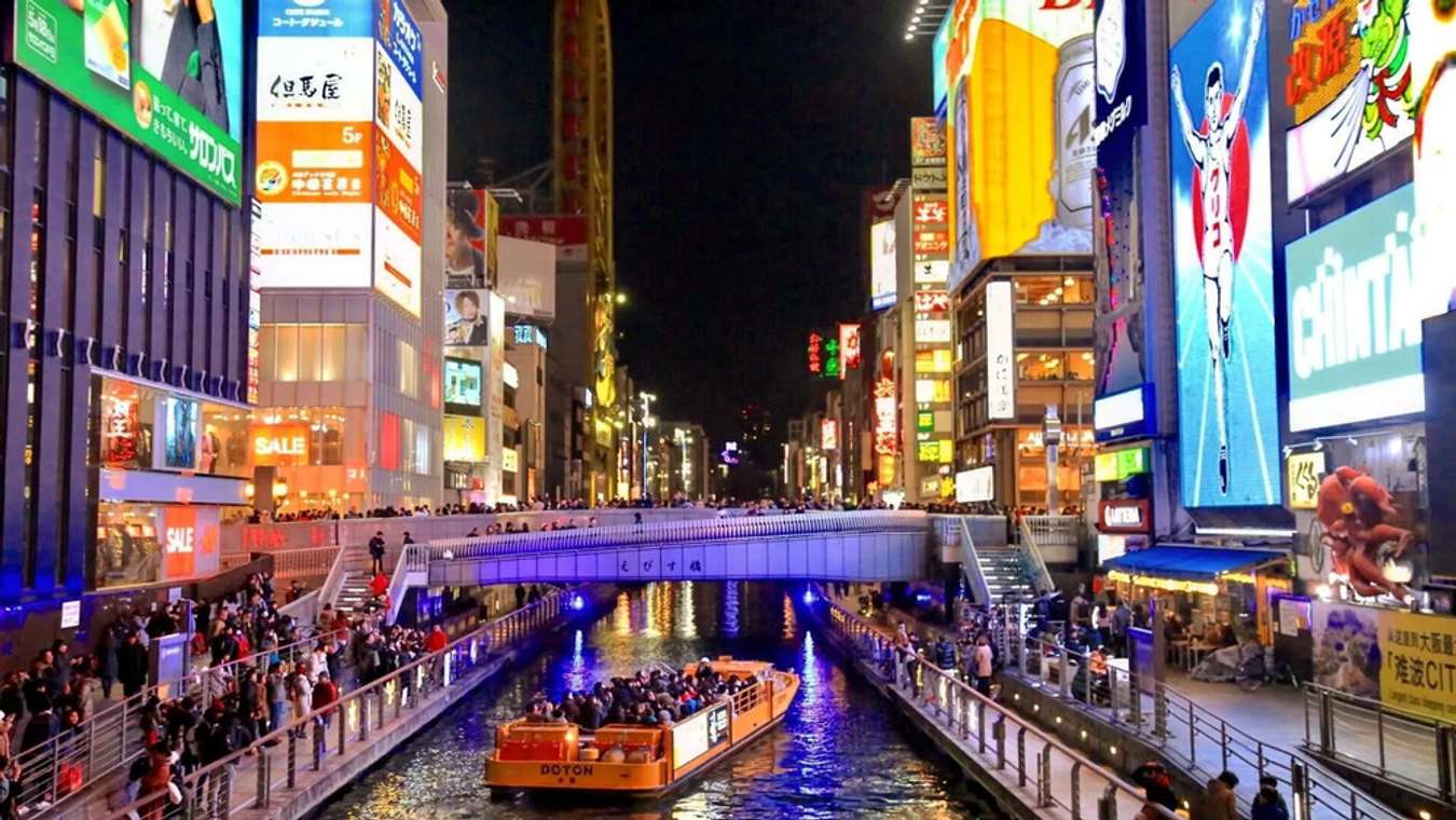 Đi du thuyền trên sông Dotonbori