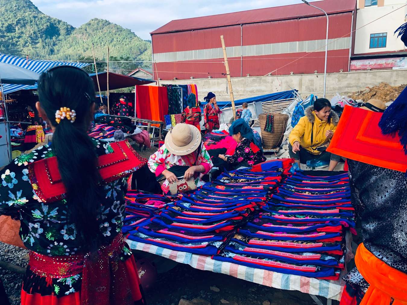 Tua Chua Dien Bien Tourism
