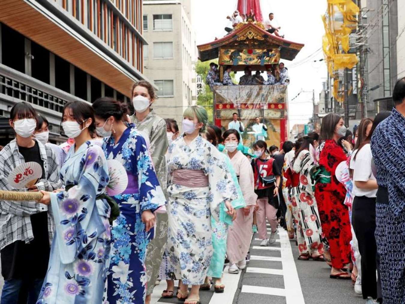 so sánh kimono và yukata