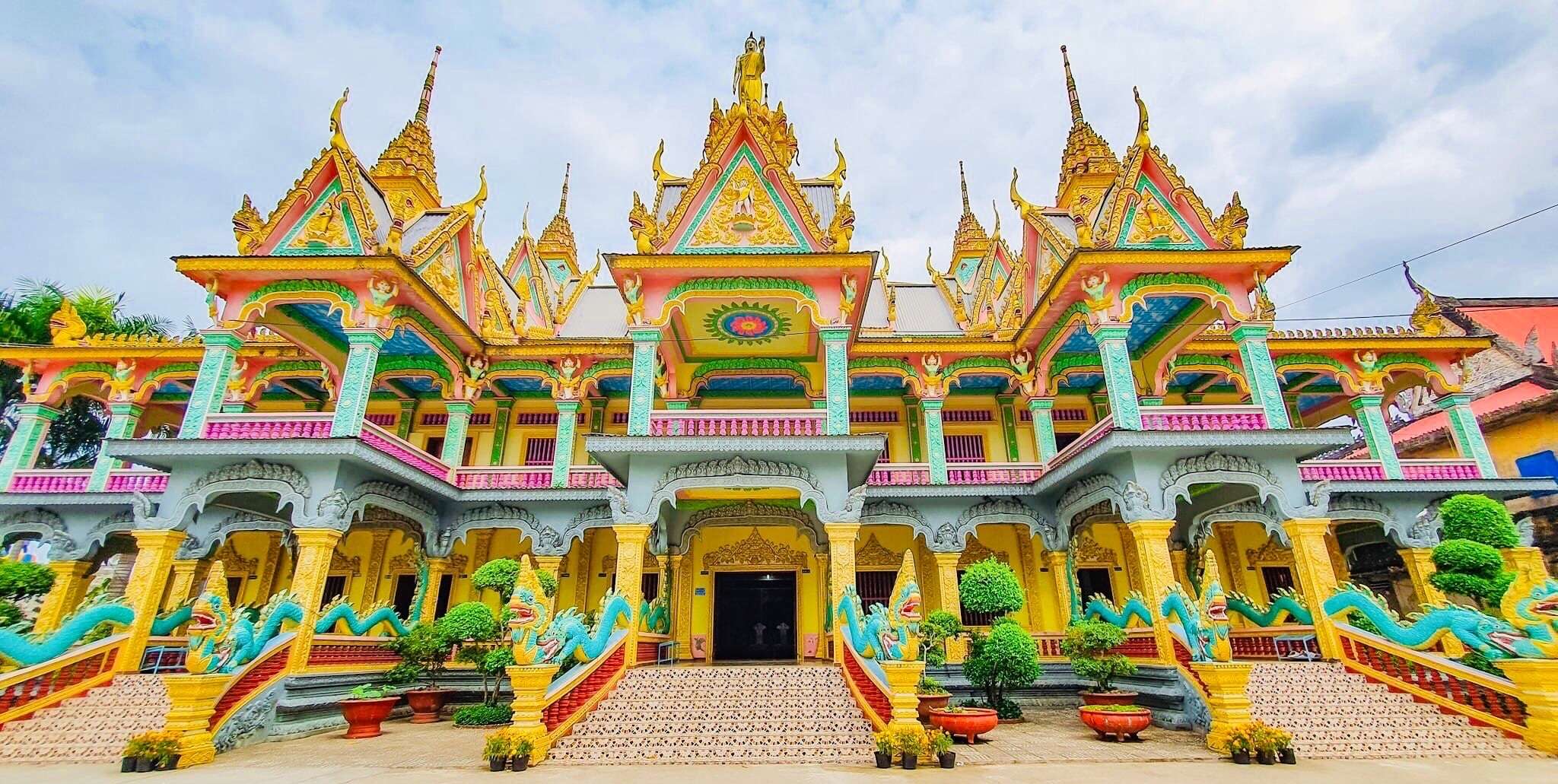 Sos Rong Chùa Som Rong - Ấn tượng kiến trúc chùa Khmer Nam Bộ