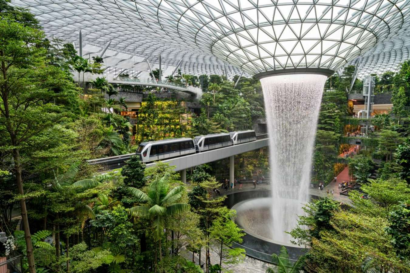 HSBC Rain Vortex - Changi Transit