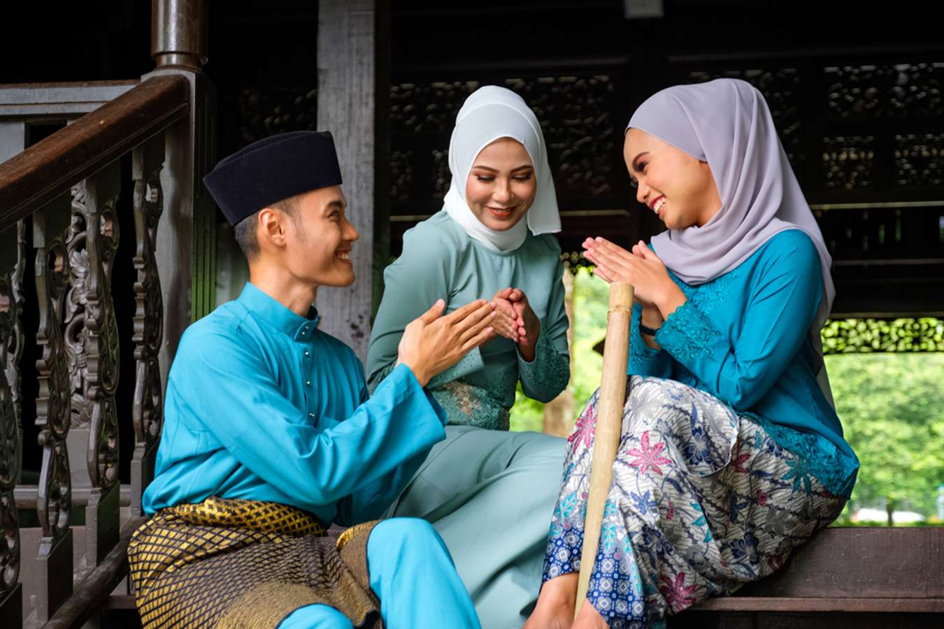 Singapore Management University on X: Selamat Hari Raya Aidilfitri to all  our Muslim friends! While this year's festivities may be a little  different, we sincerely wish you and your family an abundance
