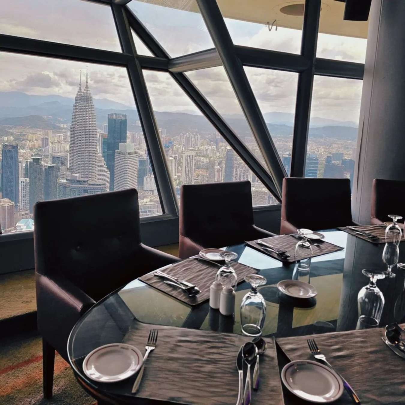 Atmosphere 360 - Sky Dining KL