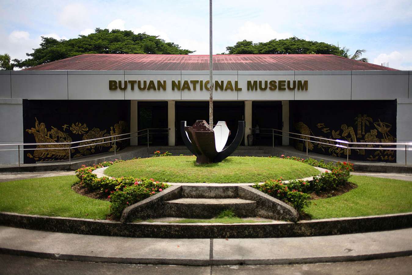 Butuan National Museum, Butuan City - Wikipedia