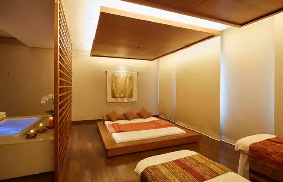 Shangri-La Bangkok - Bangkok Family Hotel