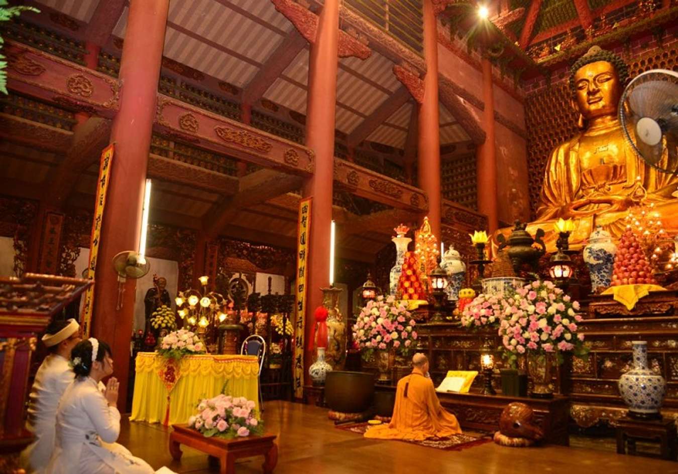 Khám phá Chùa Đỏ, Hải Phòng
