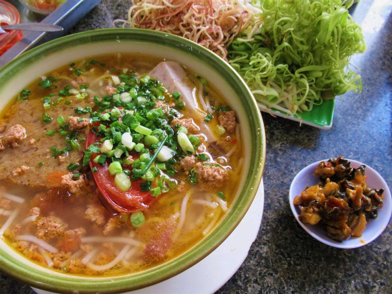 Bún riêu cua ốc