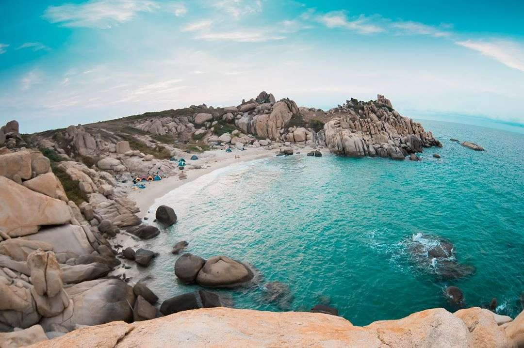 Biển Cà Ná: Bãi biển đẹp nên thơ của Phan Rang