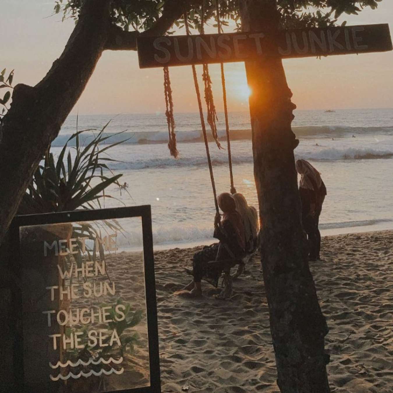 6 Tempat Wisata di Anyer Terbaru 2023 Hits & Viral