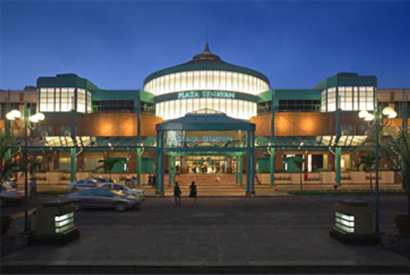 panorama tours plaza senayan gelora foto