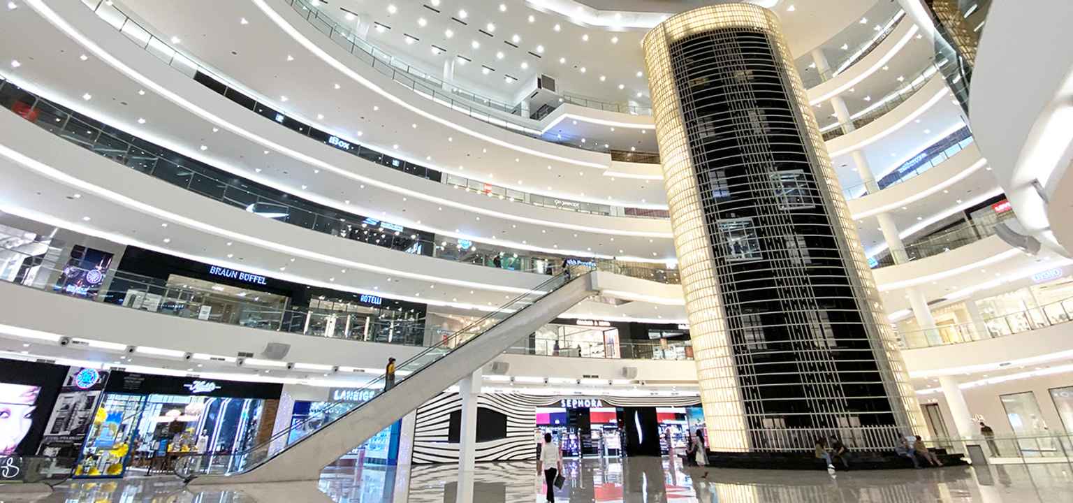 panorama tours plaza senayan gelora foto