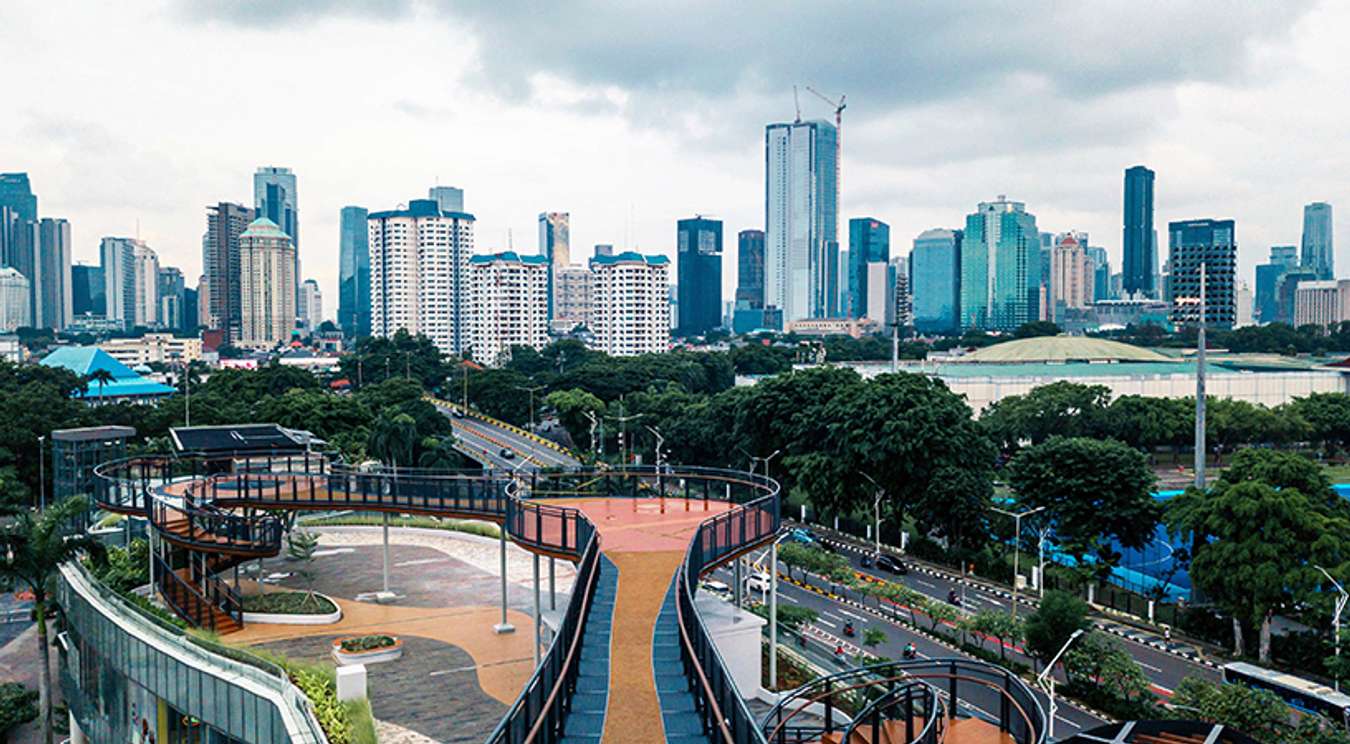 panorama tours plaza senayan gelora foto