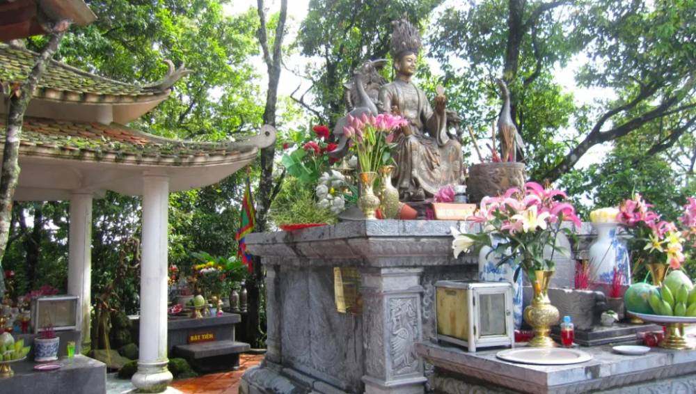 Đền Thượng Ba Vì