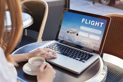 Cách săn vé máy bay Tết giá rẻ dịp cao điểm bạn cần biết, Traveloka VN