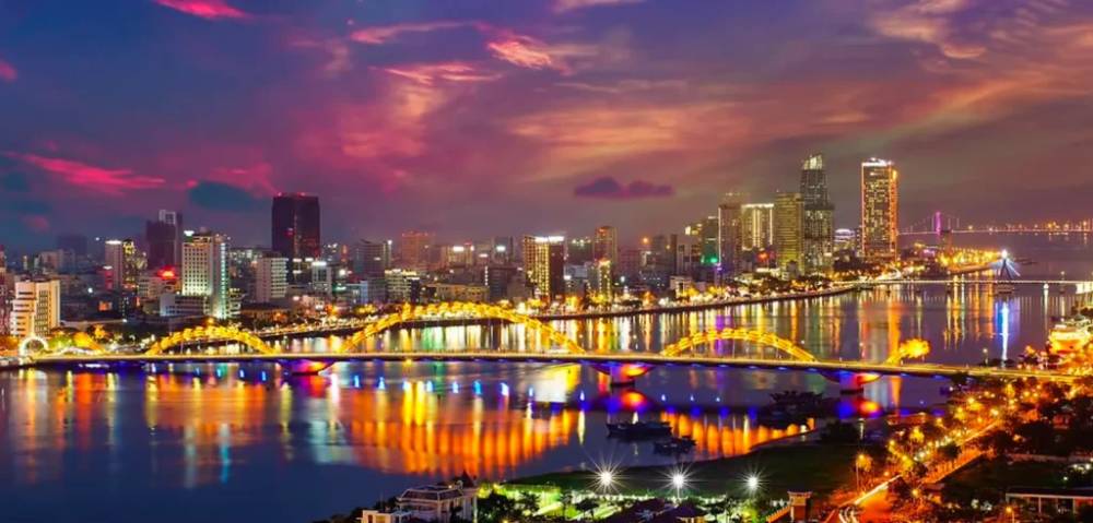 Đi đến làng nghề bằng xe máy, xe khách