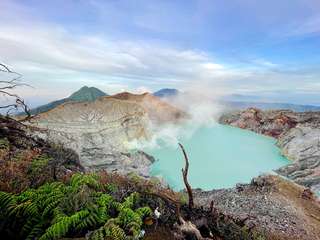 Wisata Kawah Ijen Banyuwangi yang Memukau, Ini Informasinya!, Mas Bellboy