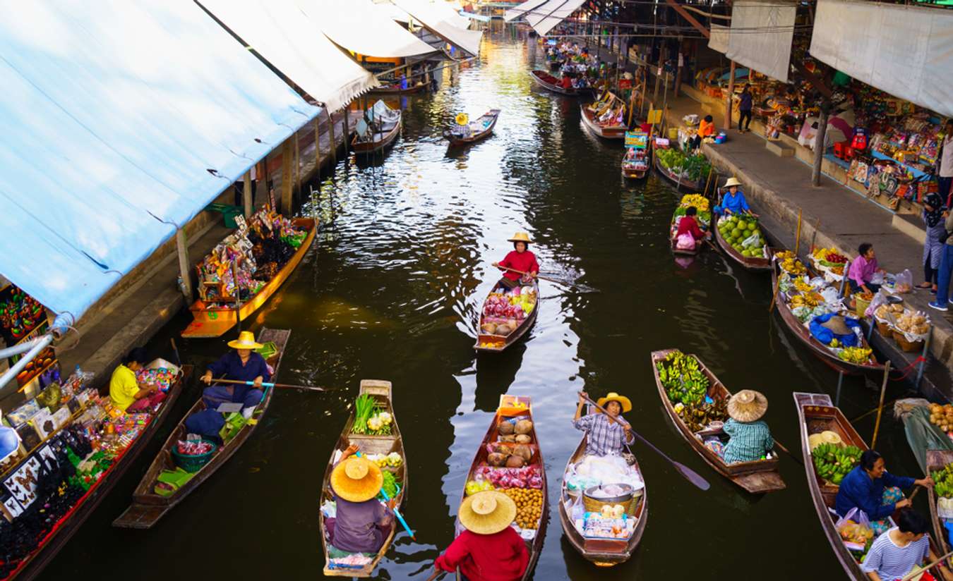 Damnoen Saduak Floating Market