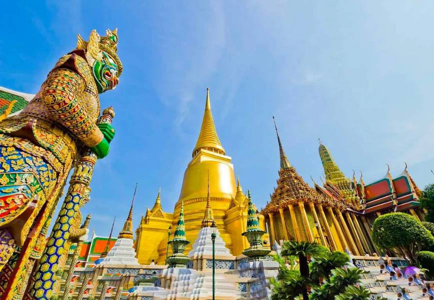 Chùa Wat Traimit - Điểm du lịch tâm linh nổi bật tại xứ chùa Vàng