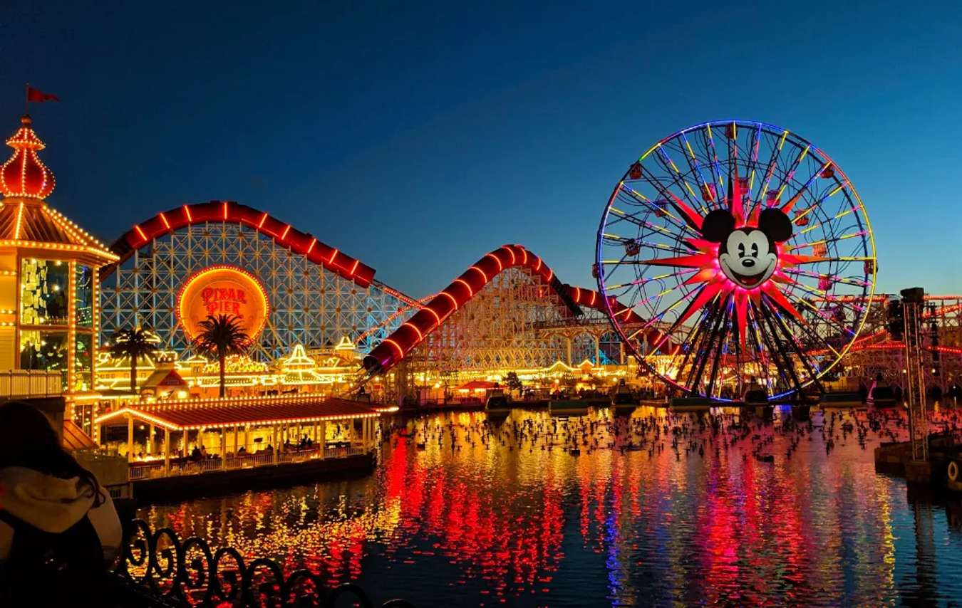 Lịch sử hình thành của công viên Disneyland ở Mỹ