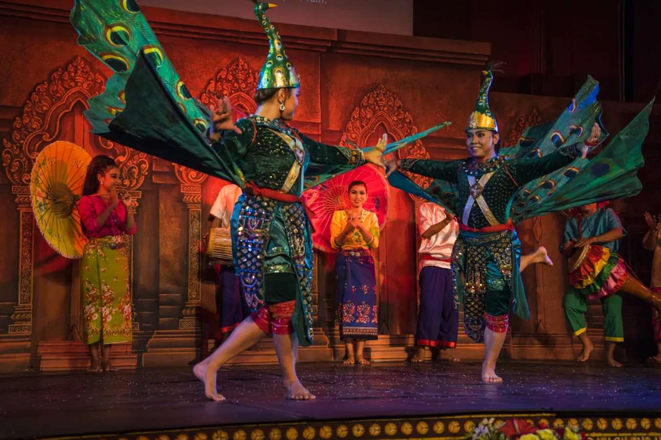 Thưởng thức buổi biểu diễn Cambodian Living Arts