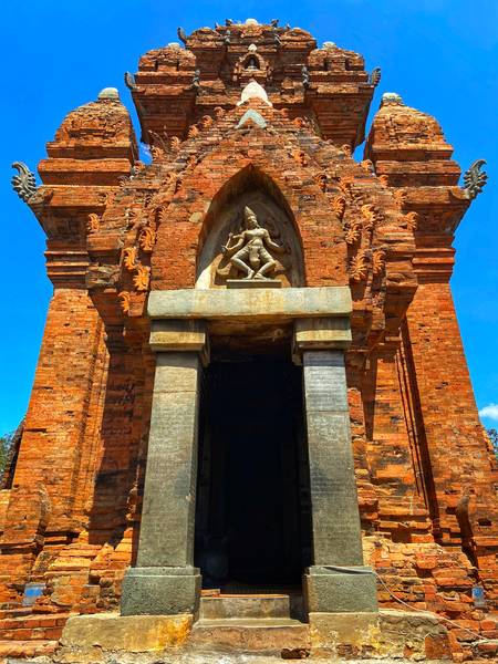 các tháp chàm miền trung