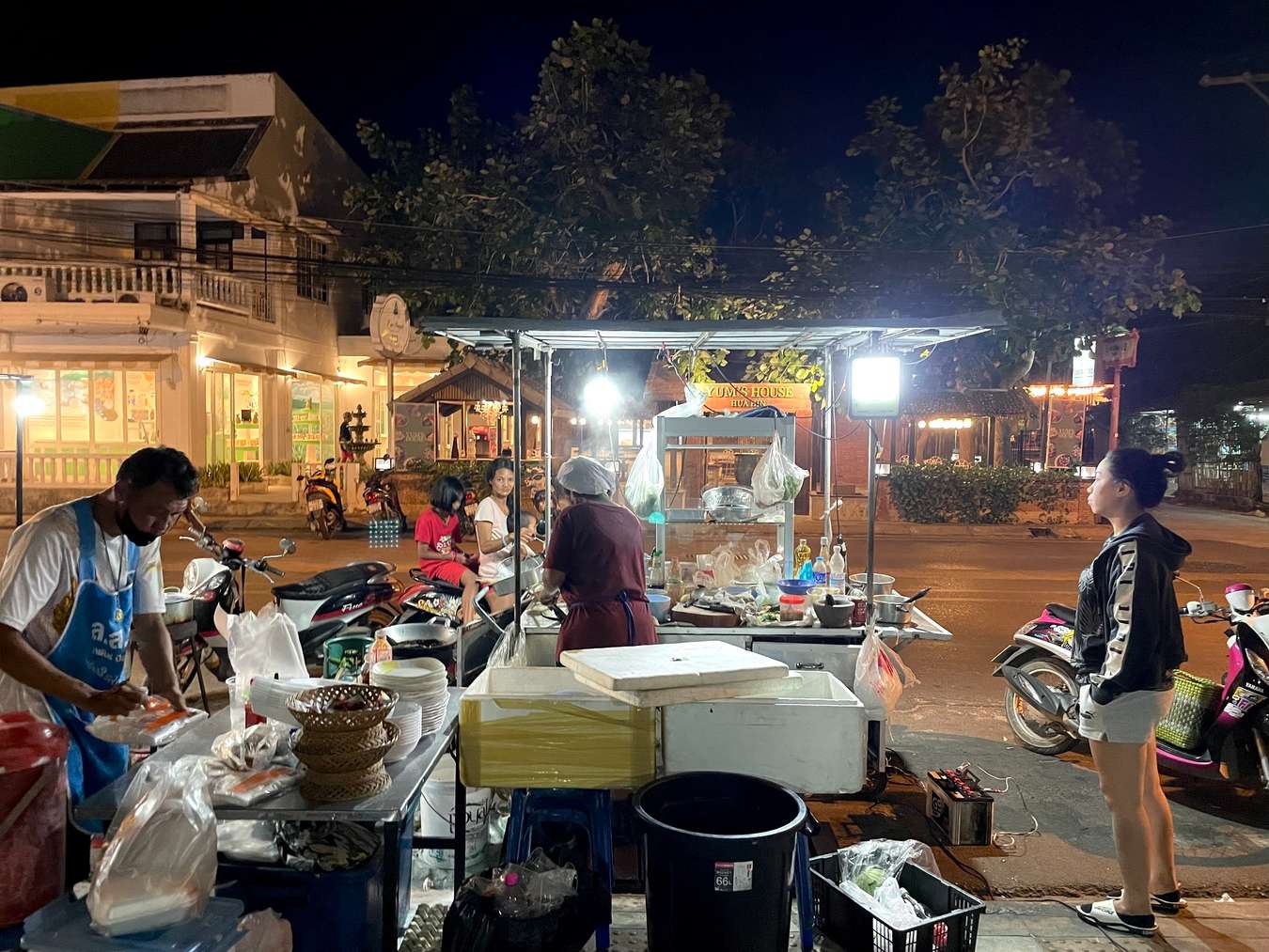 Khám phá Hua Hin Thái Lan Vùng biển thiên đường mới nổi