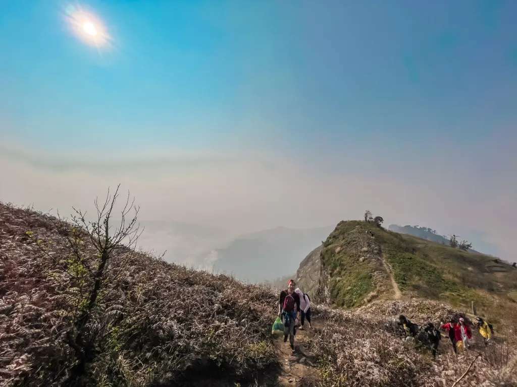 Trekking Lảo Thẩn - Cung đường mây Y Tý
