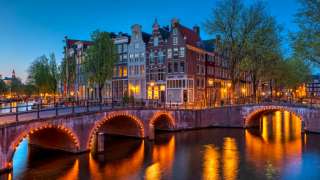 9 Wisata Malam Amsterdam & Tips Liburan Aman, Xperience Team