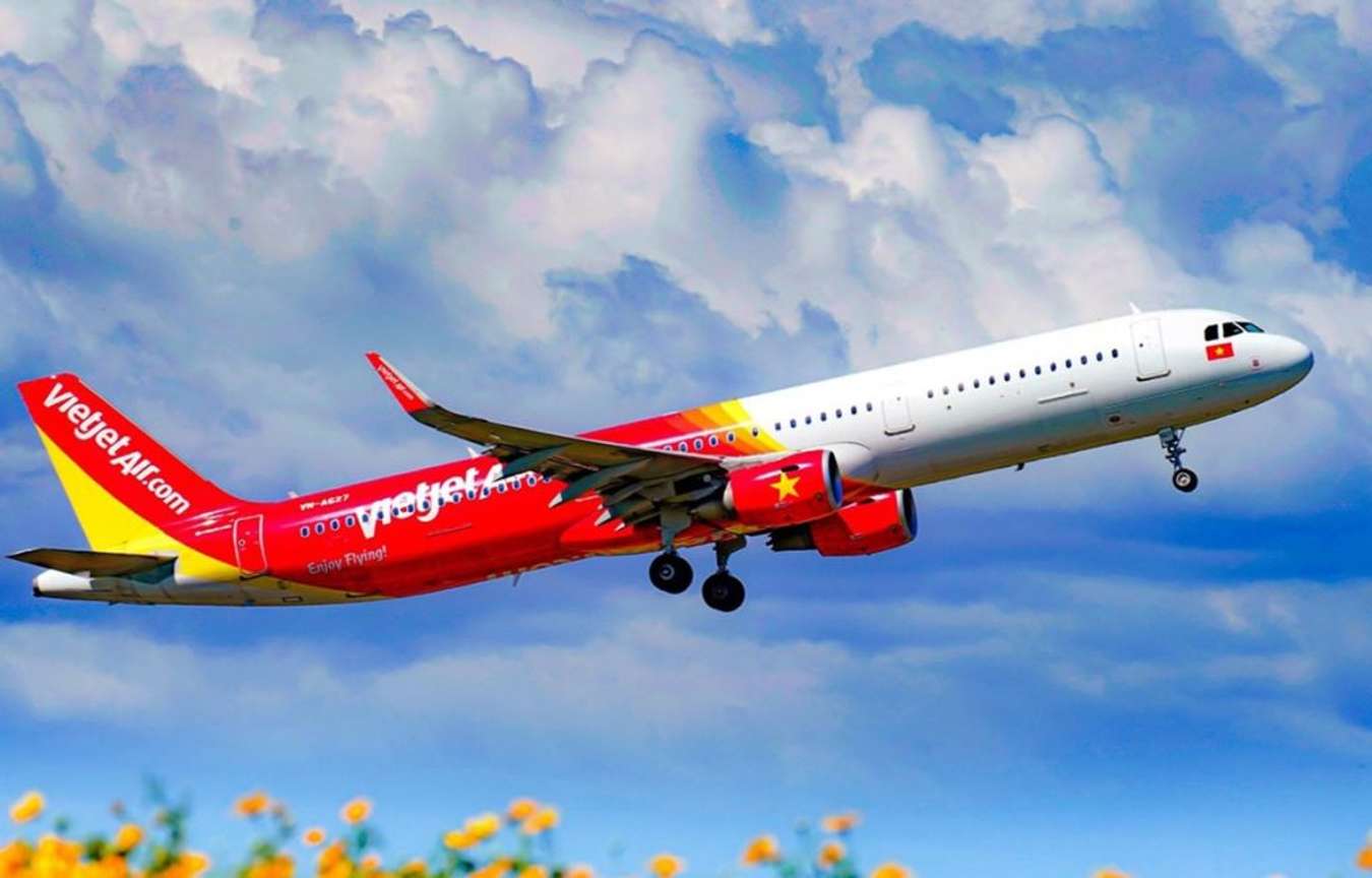 Cách di chuyển đến làng chuồn chuồn tre Thạch Xá @Vietjet Air