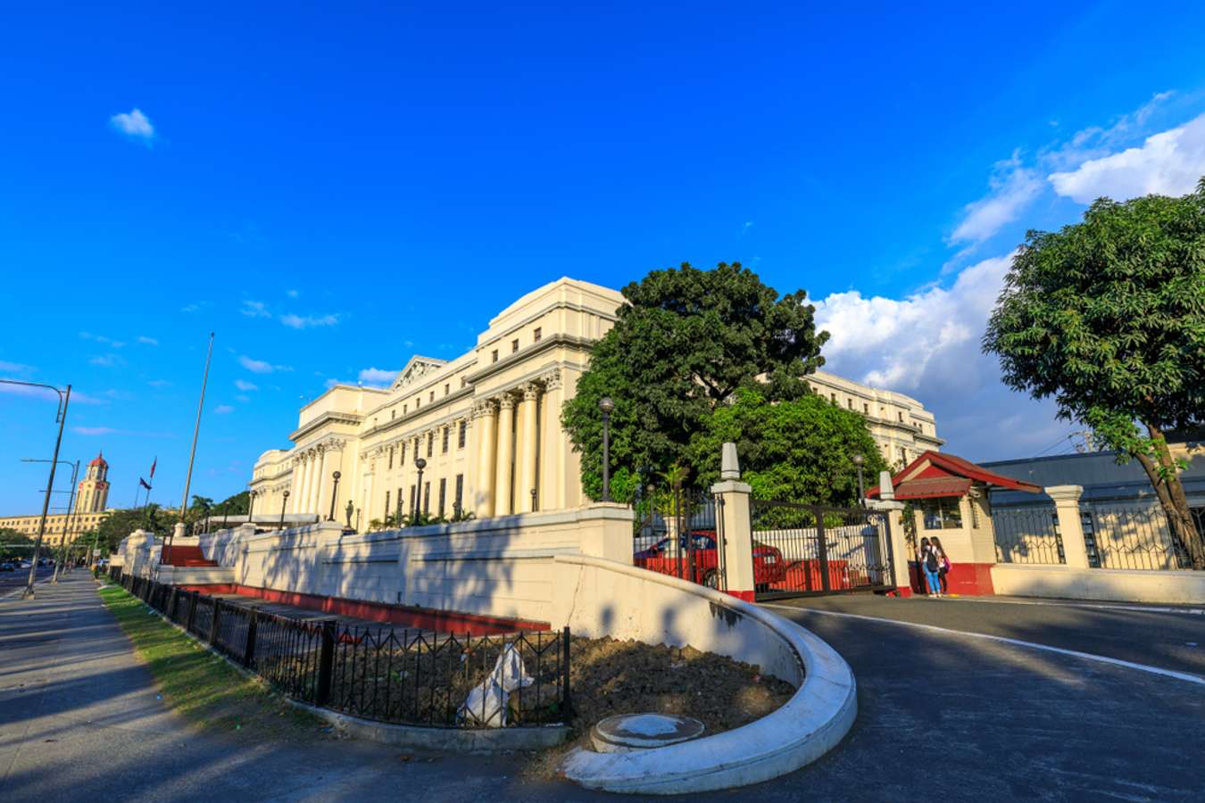 intramuros tourist spot in manila