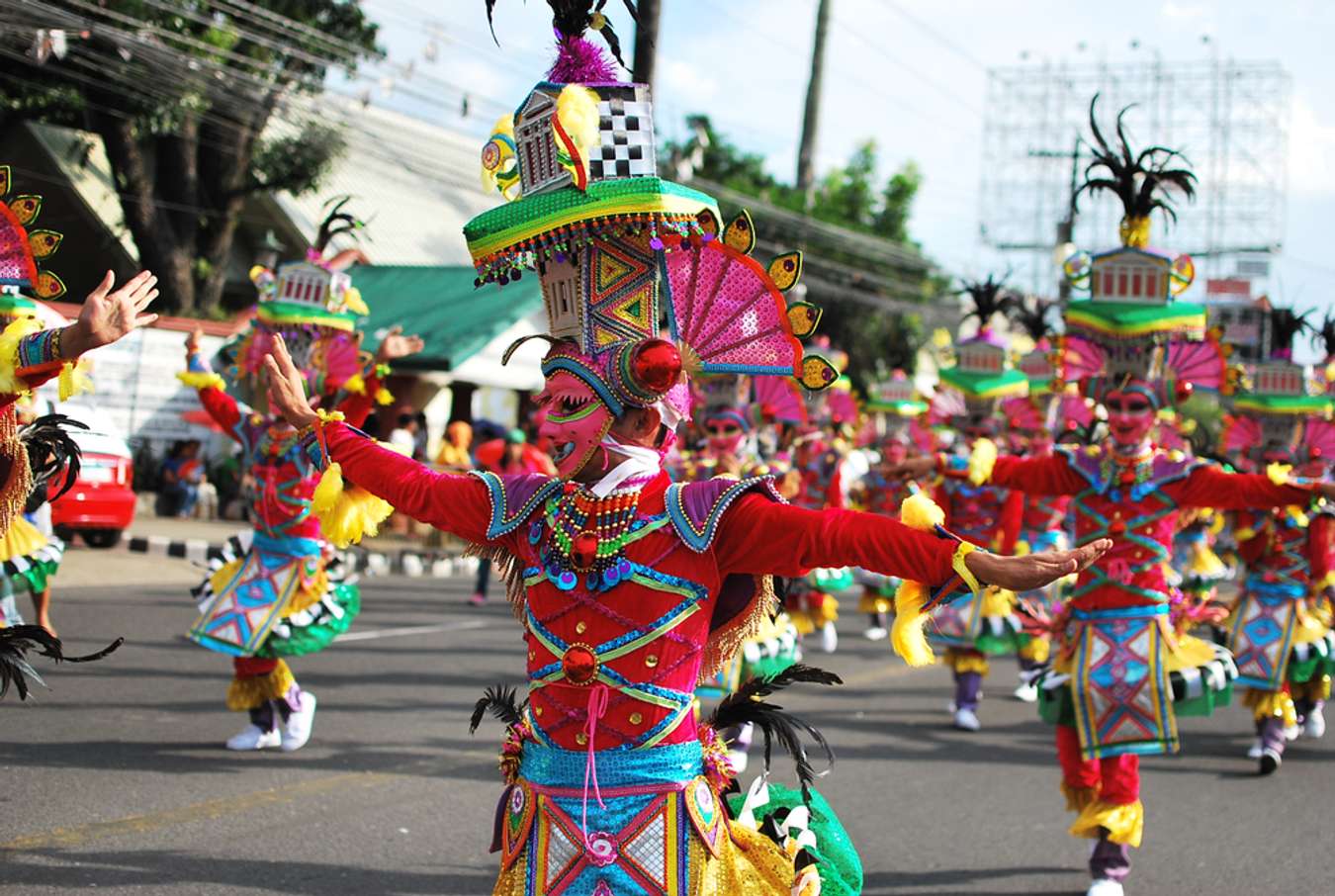 mayon volcano tourist destination