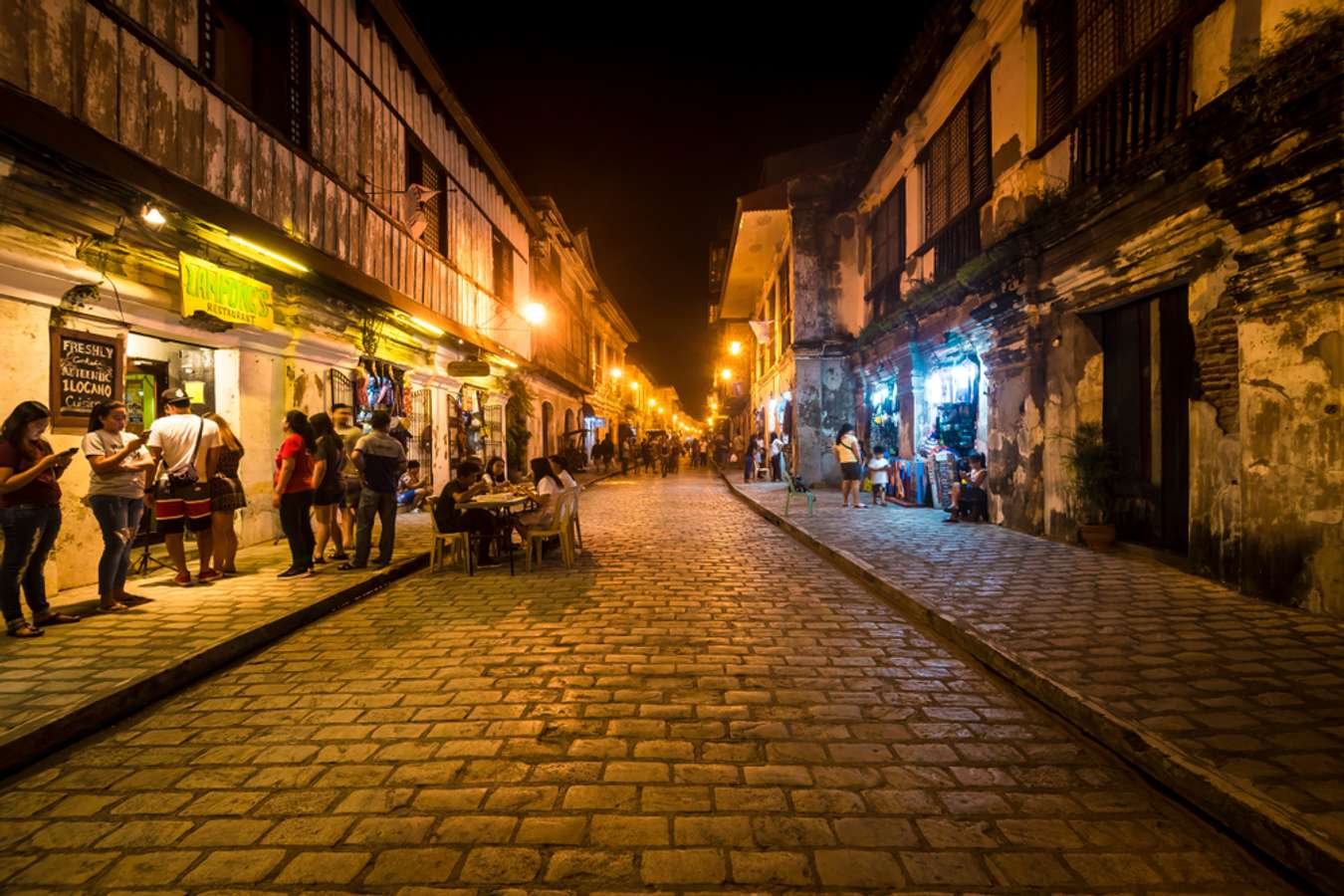 tourist spot in vigan philippines