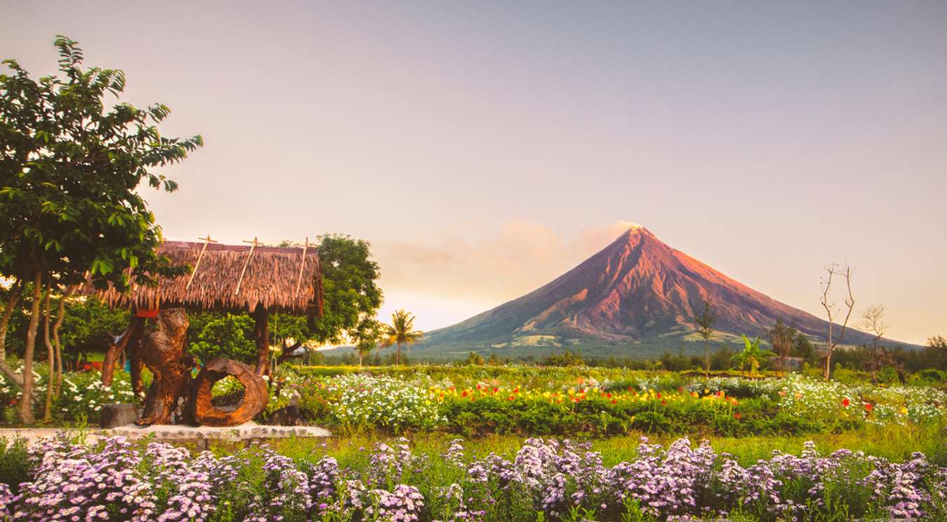 bicol tourist spots itinerary