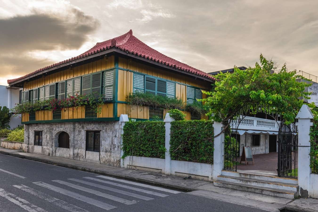 Casa-Gorordo-Museum